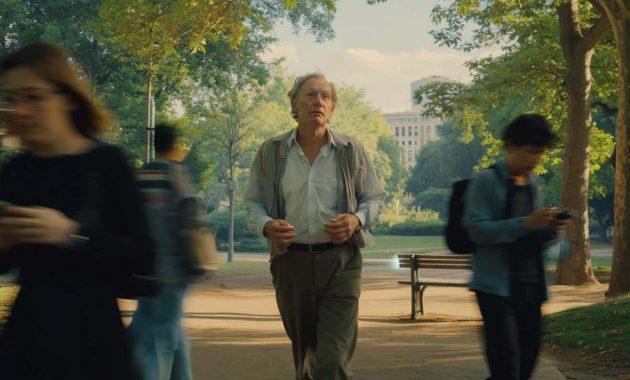 What does walking slowly with your hands behind your back mean, according to psychology?